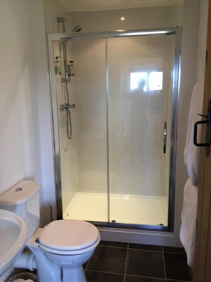 Swansea Log Cabin Pontardawe Екстер'єр фото