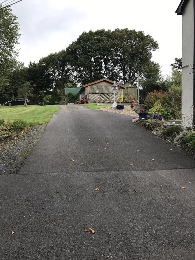 Swansea Log Cabin Pontardawe Екстер'єр фото